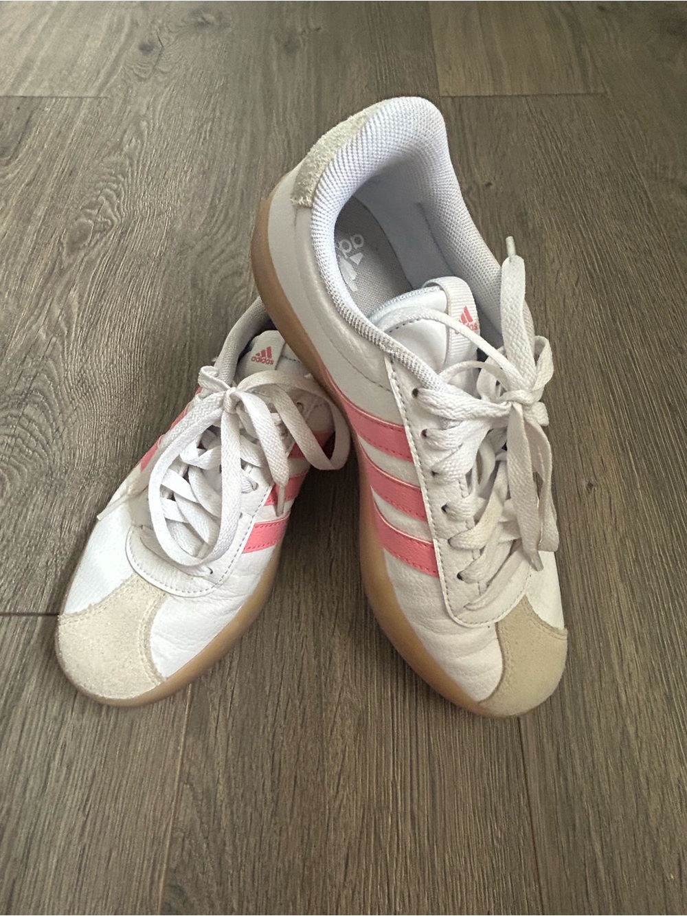 adidas Women’s White Sneakers with Pink Stripes and Gum Sole